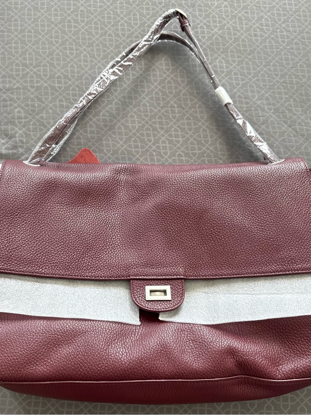 & Other Stories Burgundy Leather Shoulder Tote - Picture 6 of 6